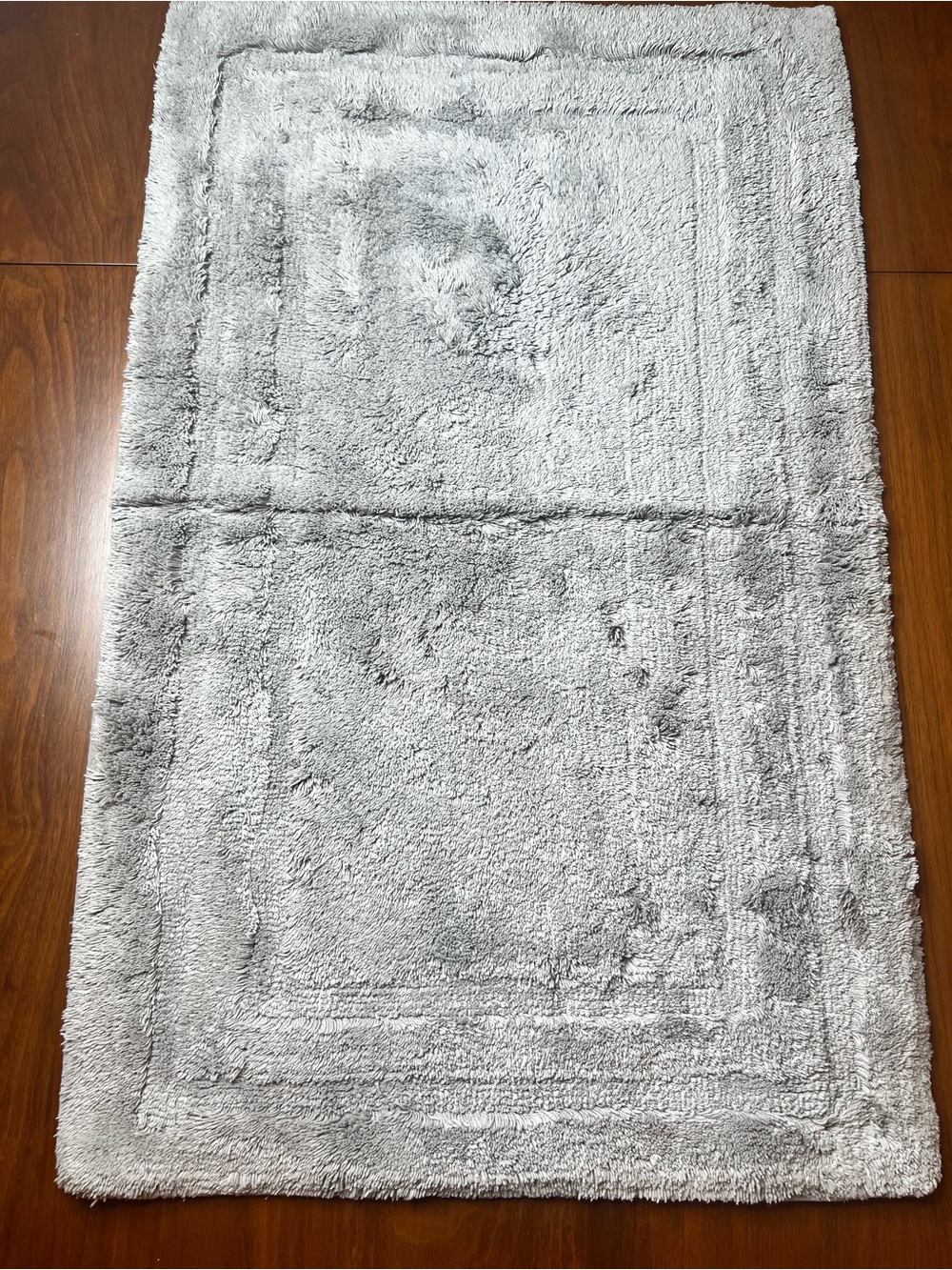 : Lauren Ralph Lauren Luxury Bath Rug / Mat - Light Grey (34" x 22")